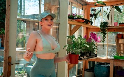 Planting Tomatoes in the Garden – Kicking Off the 2025 Growing Season!